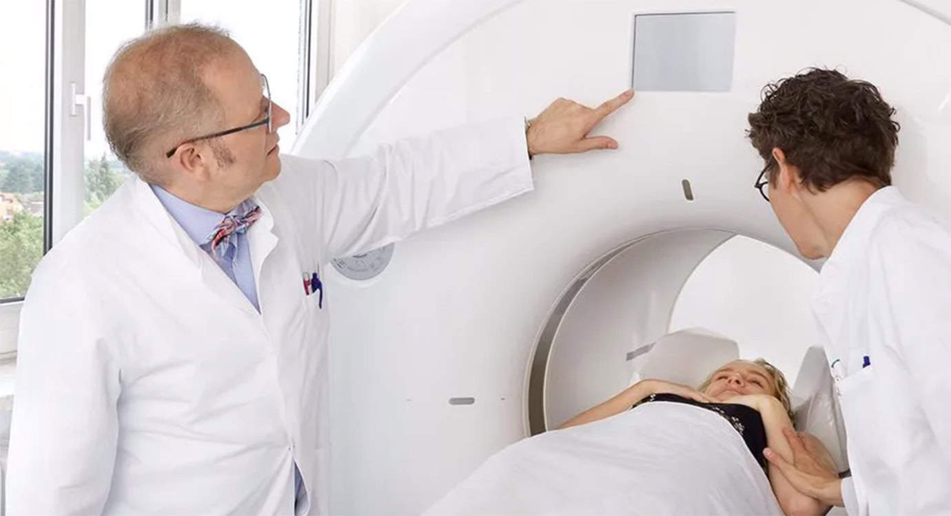 Behandlung-PET-CT-02