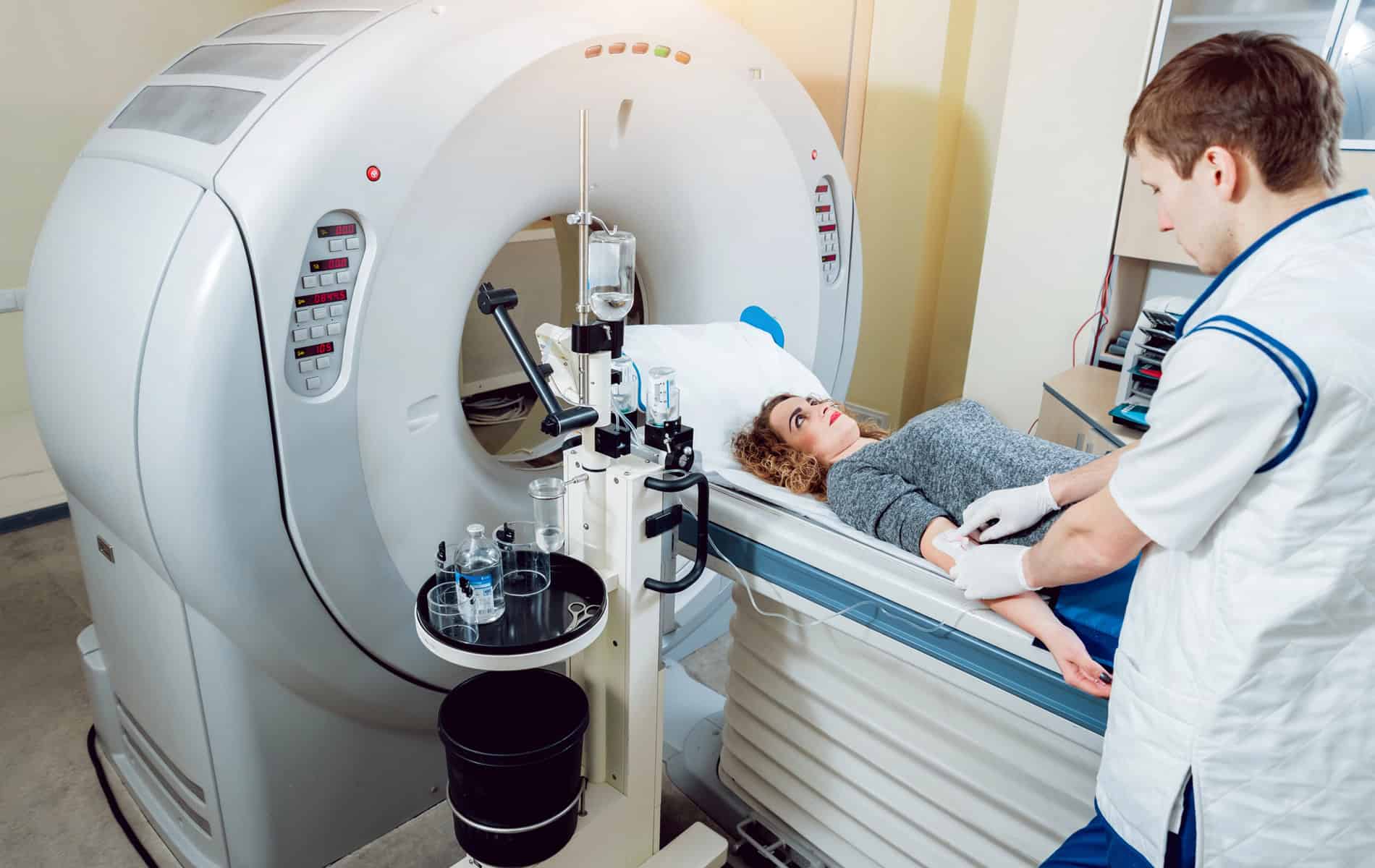 radiologie-nuklearmedizin-untersuchung-wechselwirkung-medikation-kontrastmittel